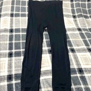BeMaternity Black 7/8 leggings S/M